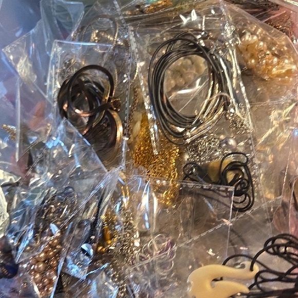 Assorted Jewelry Collection - Picture 1 of 1